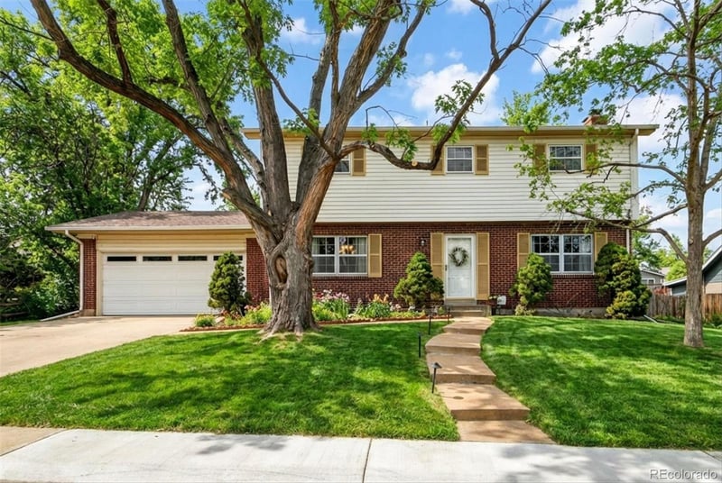 10029 Dodge Dr, Northglenn, CO 80260