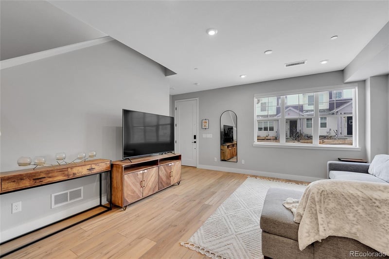 6211 28th Ct, Wheat Ridge, CO 80214