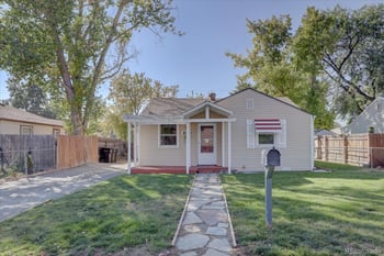 6940 55th Pl, Arvada, CO 80002