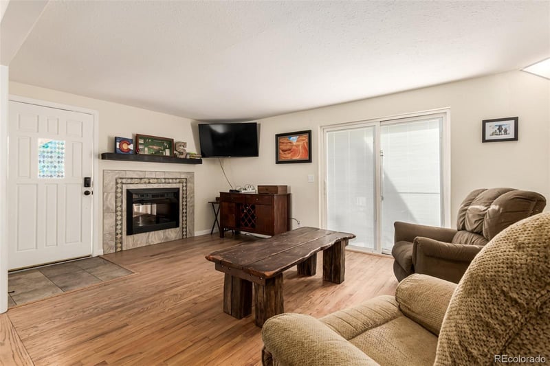 335 Monaco St Pkwy, Denver, CO 80224