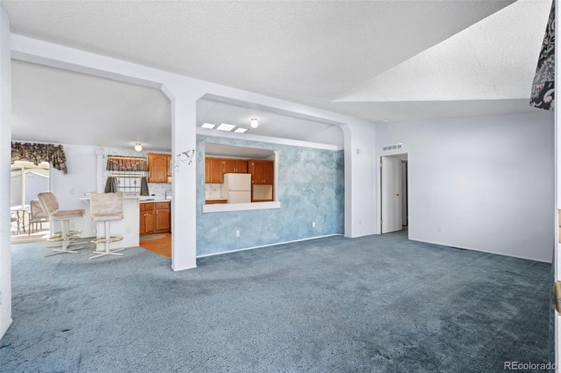 185 Elm St, Hudson, CO 80642