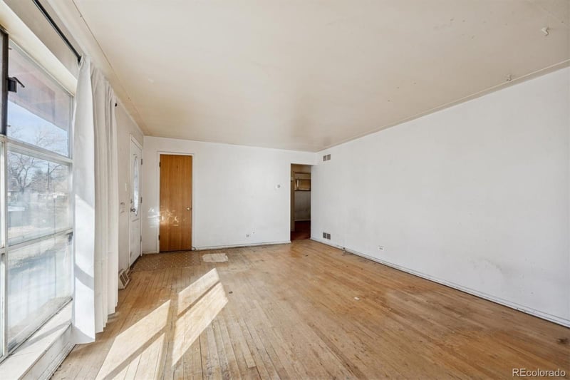 170 Eaton St, Lakewood, CO 80226