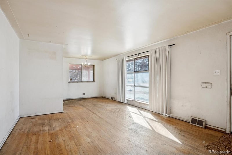 170 Eaton St, Lakewood, CO 80226