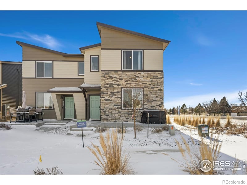 2463 Harlequin Pl, Johnstown, CO 80534