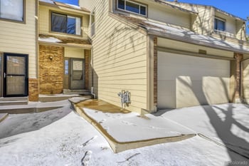 15455 Louisiana Ave, Aurora, CO 80017