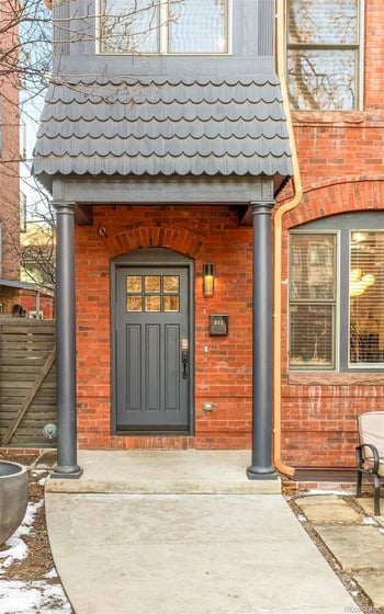 943 Clarkson St, Denver, CO 80218