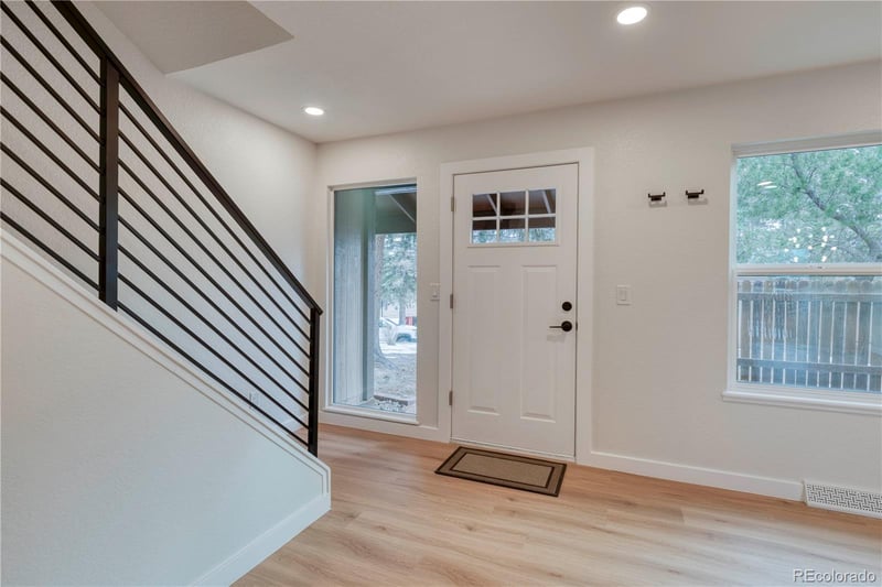 15068 Hampden Cir, Aurora, CO 80014