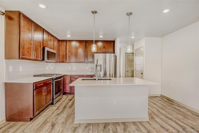 1205 Hummingbird Cir, Longmont, CO 80501