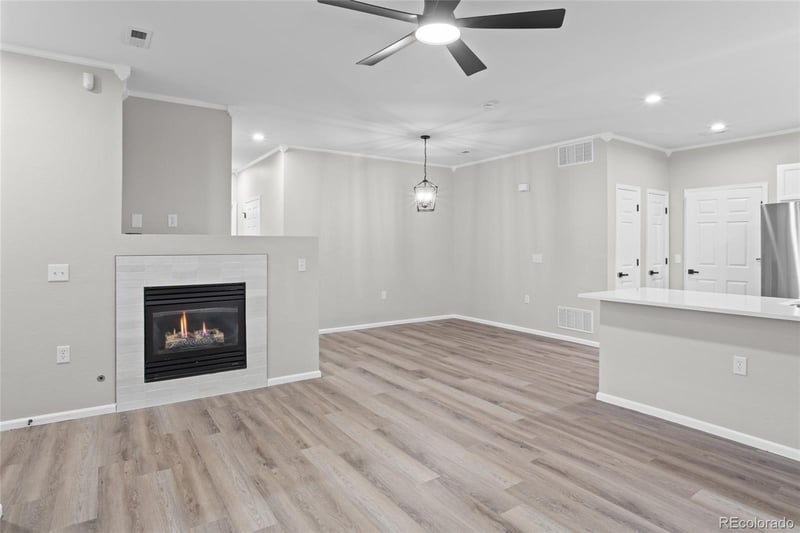 6754 Winnipeg Cir #103, Aurora, CO 80016