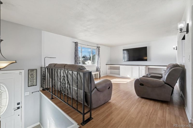 219 Dianna Dr, Lone Tree, CO 80124