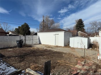 435 Perry St, Denver, CO 80204
