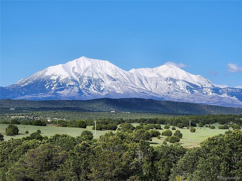 517 Trails End Rd, Walsenburg, CO 81089