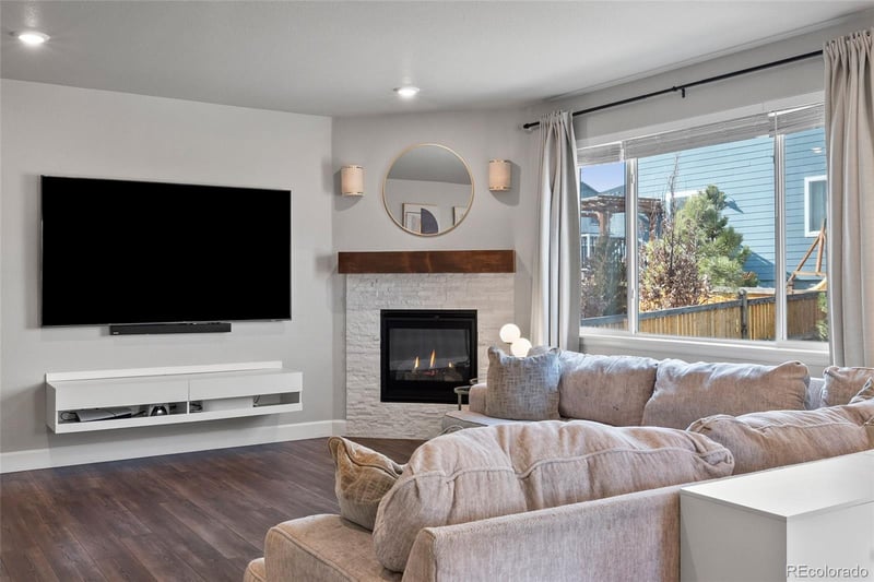 3807 Red Valley Ln, Castle Rock, CO 80104