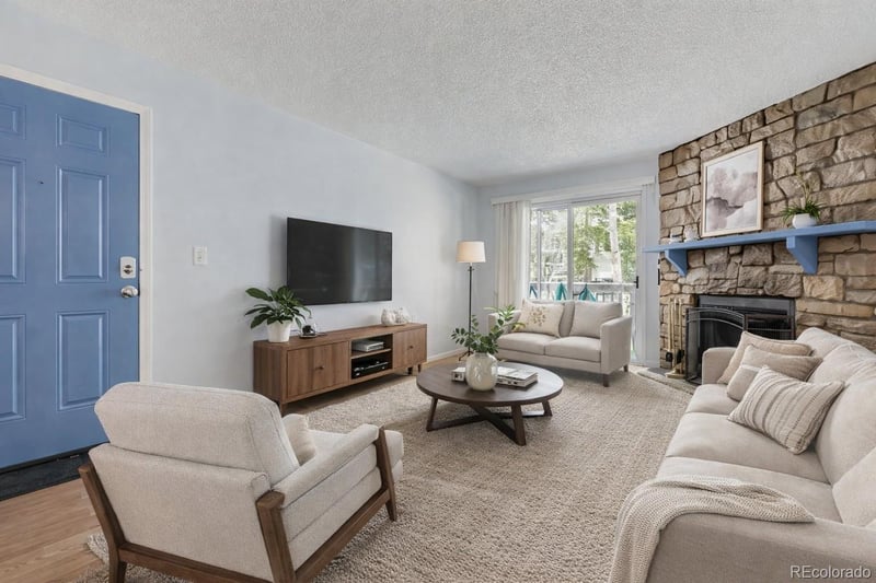 14414 Colorado Dr #102, Aurora, CO 80012