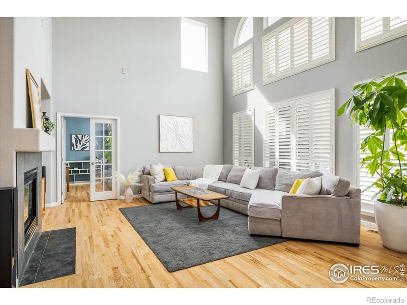 5001 Bella Vista Dr, Longmont, CO 80503