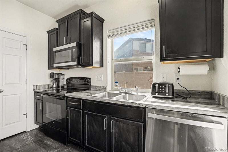 18643 50th Pl, Denver, CO 80249