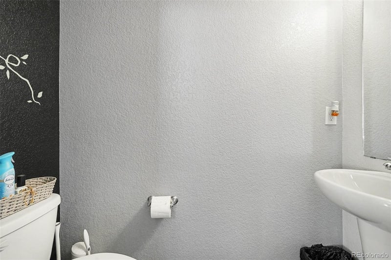 18643 50th Pl, Denver, CO 80249