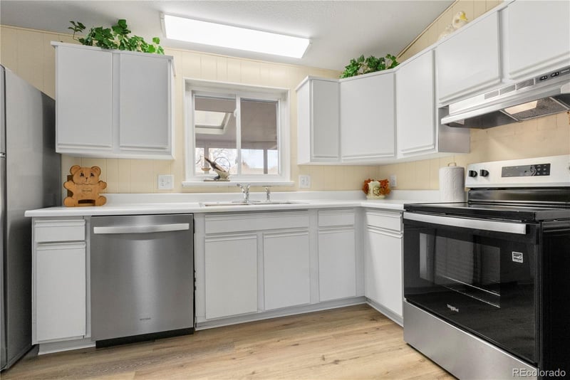 1330 Quari St, Aurora, CO 80011