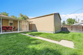 398 Queen Cir, Lakewood, CO 80226