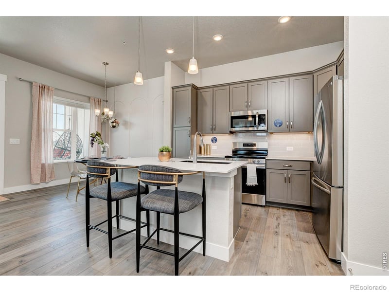 420 High Point Dr #104, Longmont, CO 80504