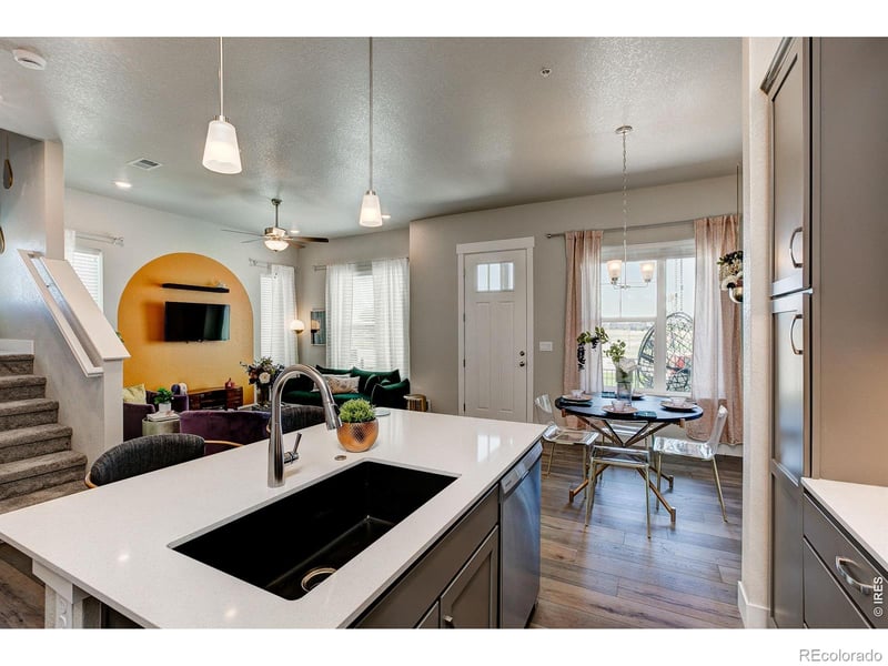 420 High Point Dr #104, Longmont, CO 80504
