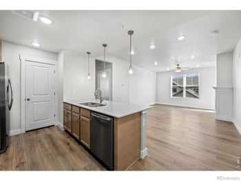 265 High Point Dr #205, Longmont, CO 80504