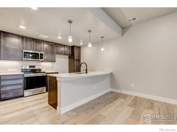 265 High Point Dr #205, Longmont, CO 80504