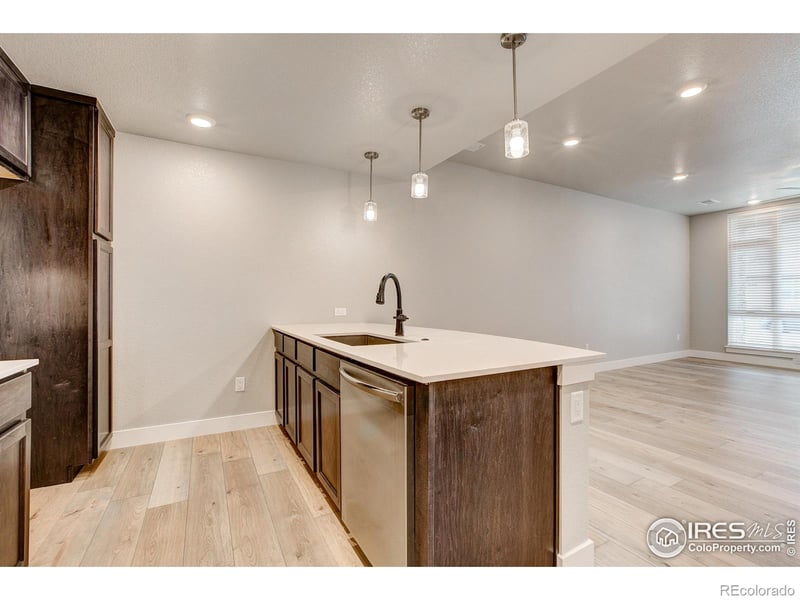 265 High Point Dr #205, Longmont, CO 80504