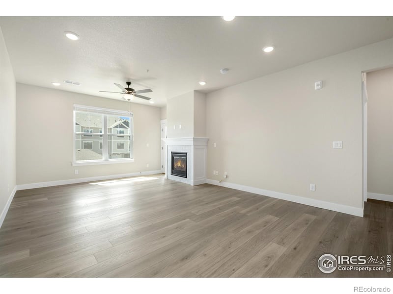 4210 Vulcan Creek Dr #307, Loveland, CO 80538