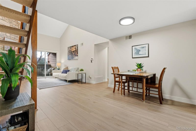 433 Wright St #304, Lakewood, CO 80228