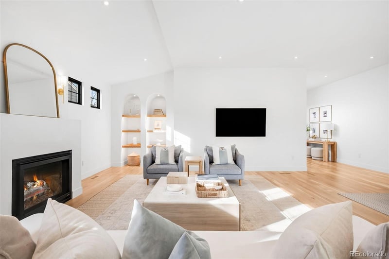 2900 Madison St, Denver, CO 80210