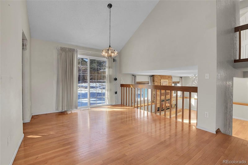 709 Granby Cir, Aurora, CO 80012