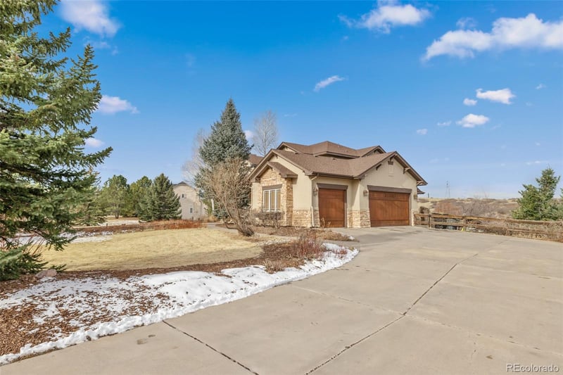 343 Crossing Cir, Castle Pines, CO 80108