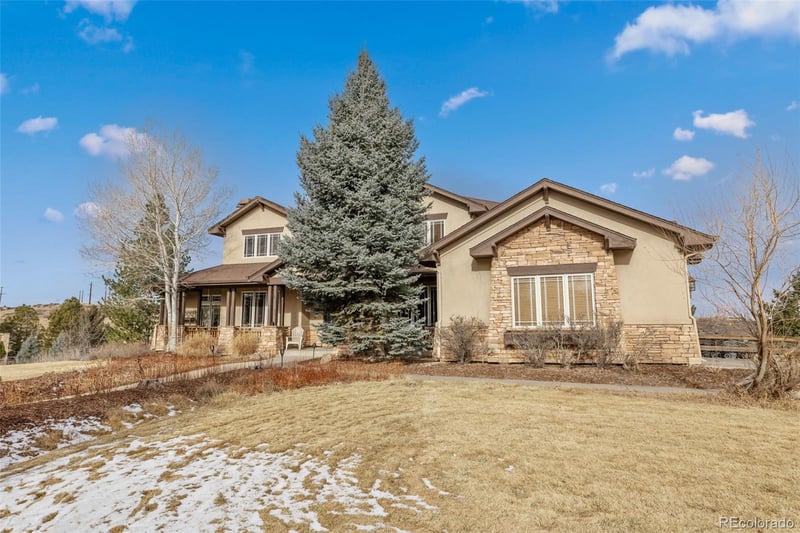 343 Crossing Cir, Castle Pines, CO 80108