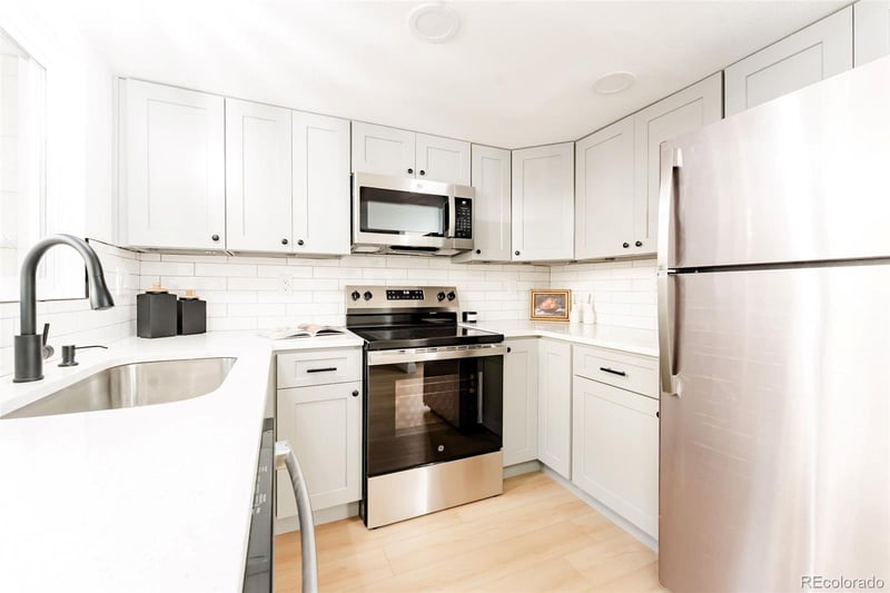 7978 Chase Cir #B, Arvada, CO 80003