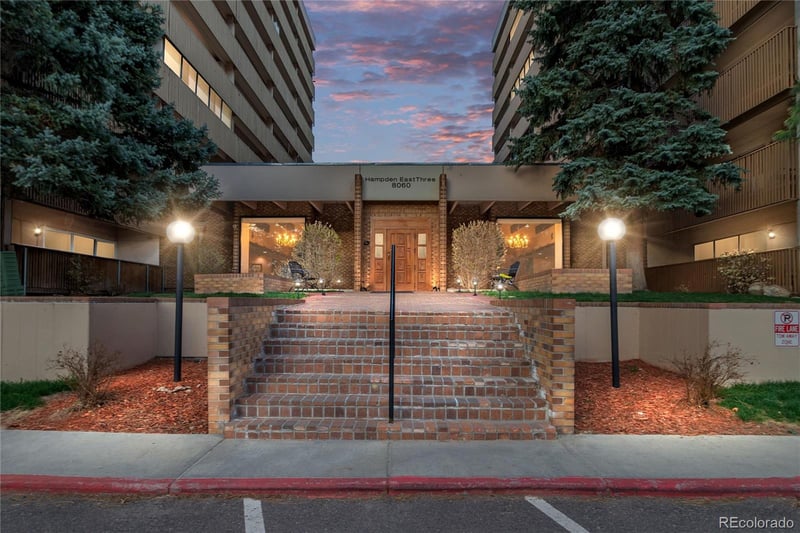 8060 Girard Ave #208, Denver, CO 80231