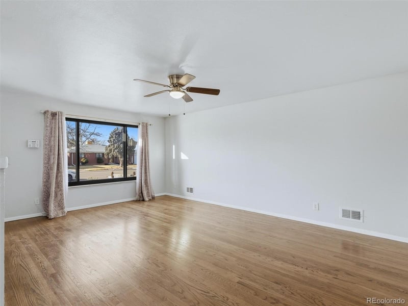 3206 Vaughn St, Aurora, CO 80011