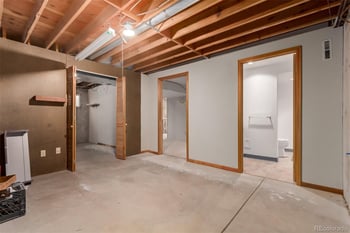 14903 Arkansas Dr, Aurora, CO 80012