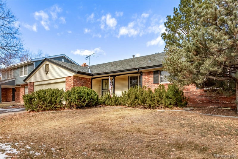 14903 Arkansas Dr, Aurora, CO 80012