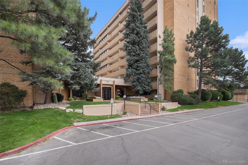 8060 Girard Ave #210, Denver, CO 80231