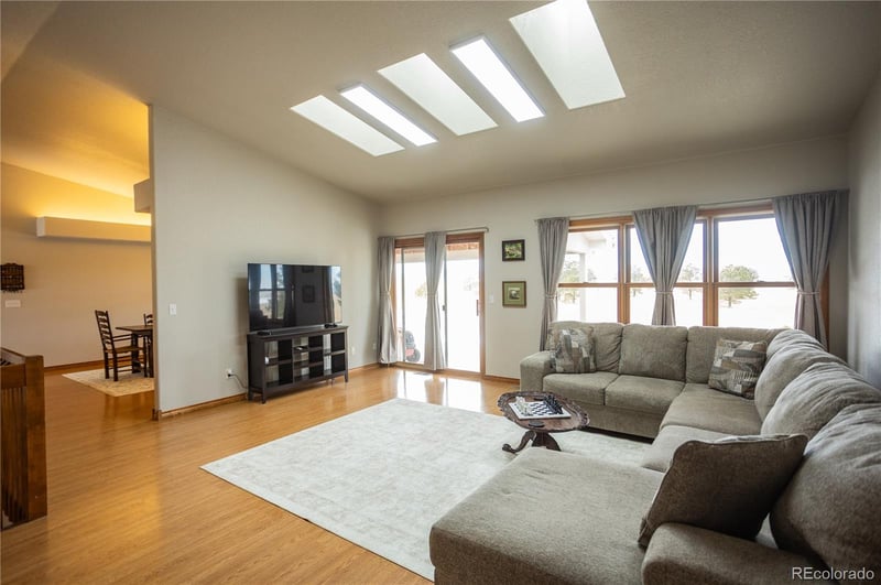 18050 Quarterhorse Ln, Colorado Springs, CO 80908