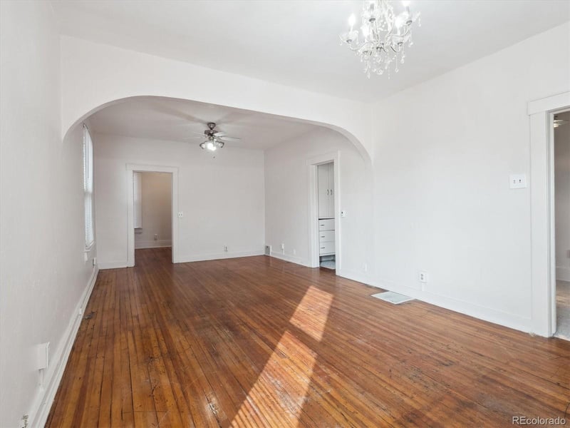 805 Lincoln St, Denver, CO 80209