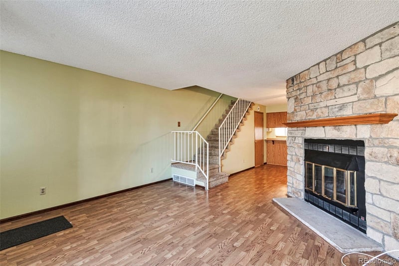 6763 Independence St, Littleton, CO 80128