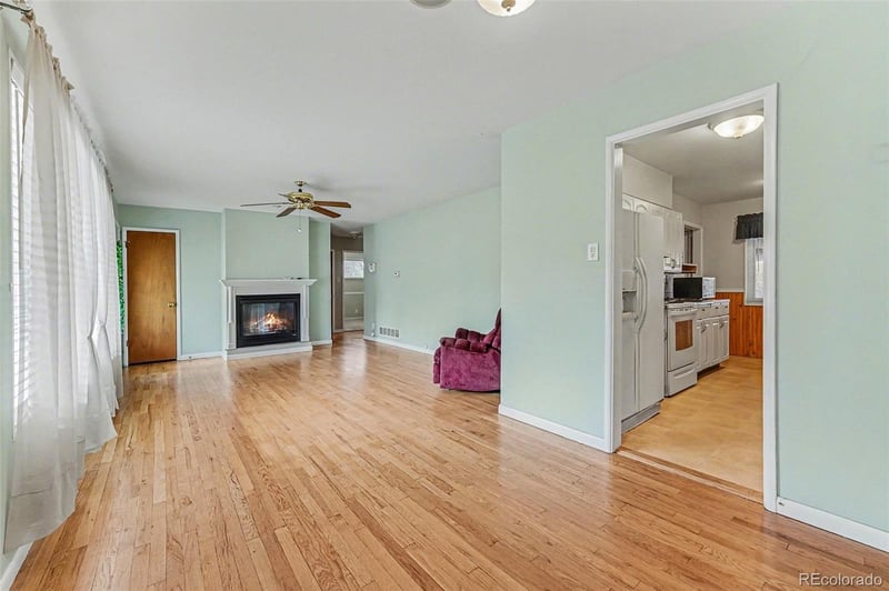 9609 57th Ave, Arvada, CO 80002