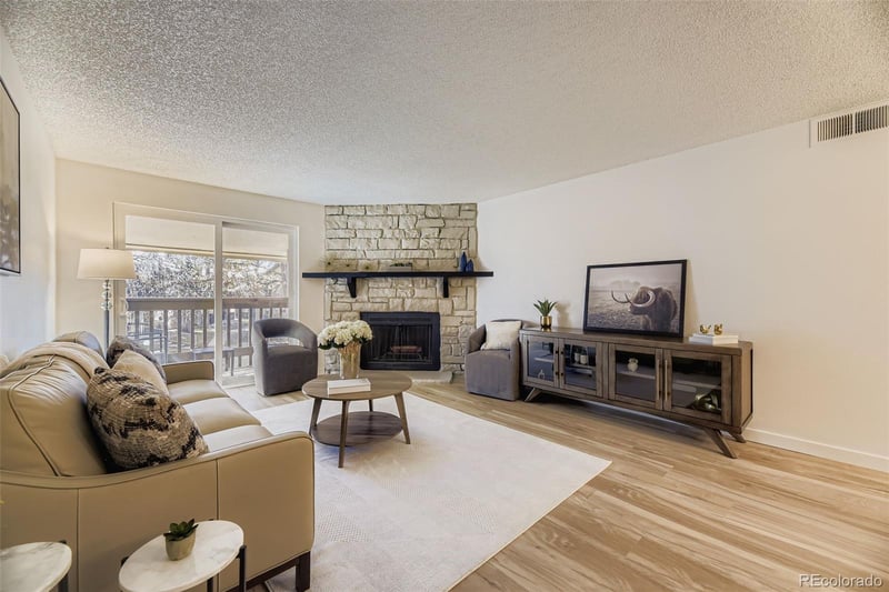 1870 1870 S Pitkin Cir #B, Aurora, CO 80017