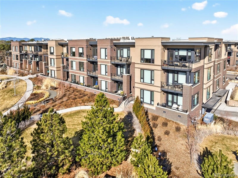 6618 Lowry Blvd #110, Denver, CO 80230