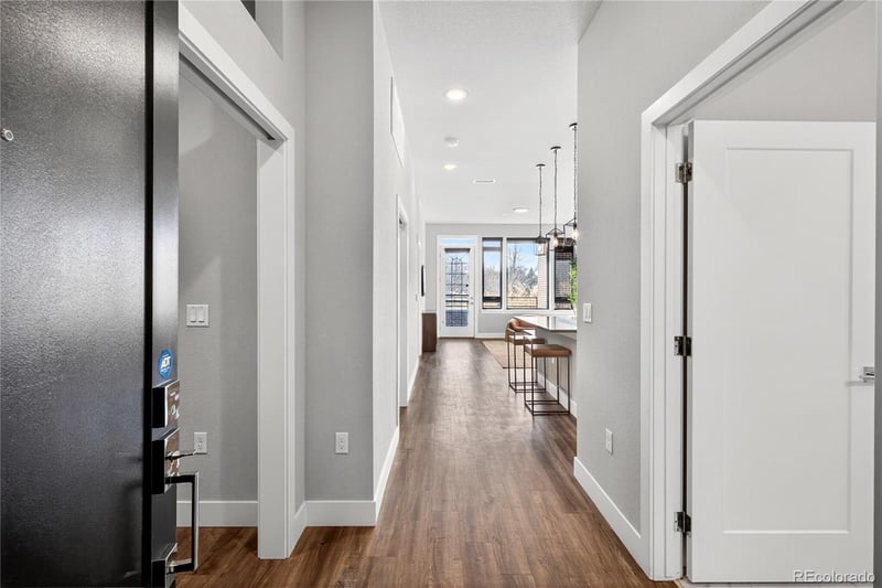 6618 Lowry Blvd #110, Denver, CO 80230