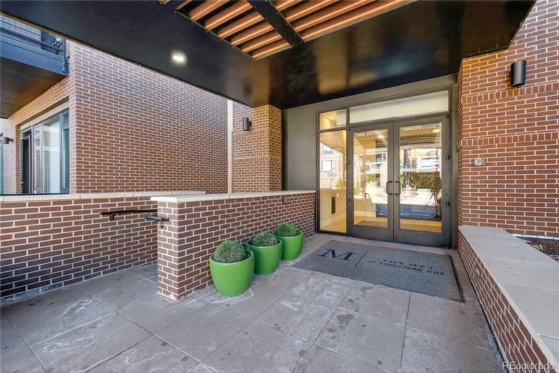 6618 Lowry Blvd #110, Denver, CO 80230