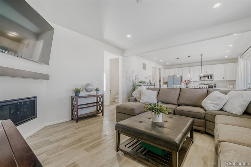 12550 Poplar St, Thornton, CO 80602