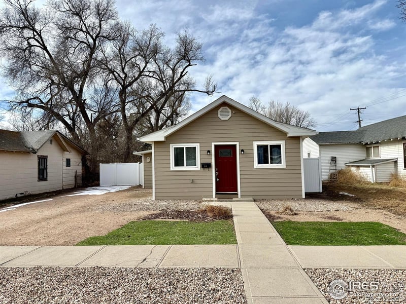210 Bowman Ave, Holyoke, CO 80734